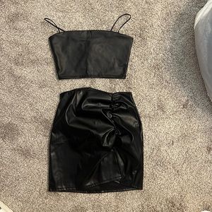 Windsor black leather set size small